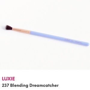 LUXIE 237 Blending Dreamcatcher